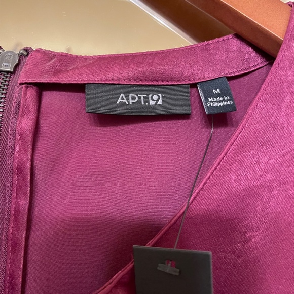 NWT Silky Magenta Apt 9 sleeveless top - M - Picture 2 of 3